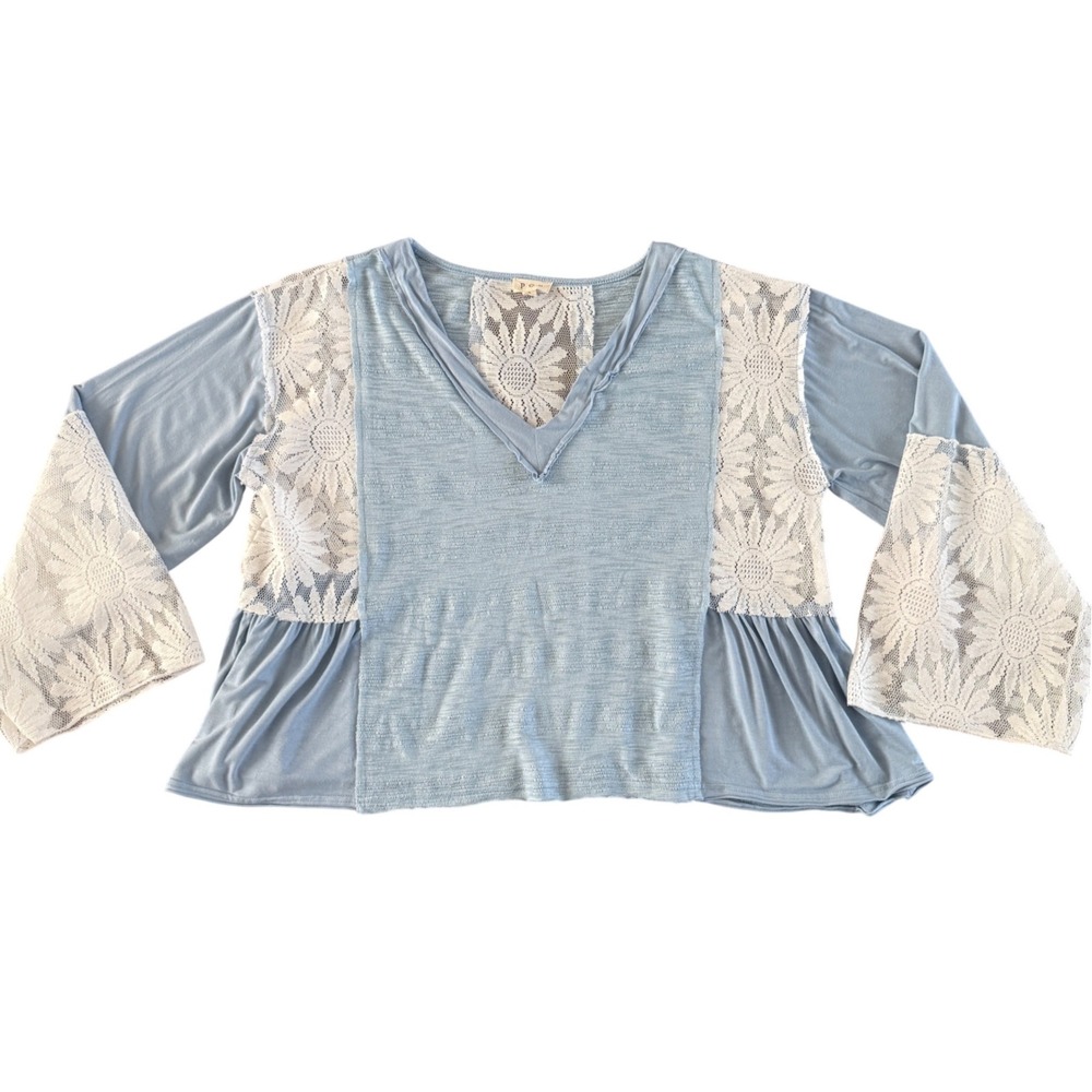 POL Light Blue Daisy Lace Patchwork V-Neck Bell Sleeve Top Size S